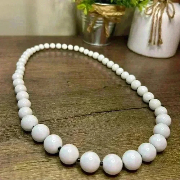 Jewelry - Vintage Large White Beads and Small Black Beads Statement Necklace